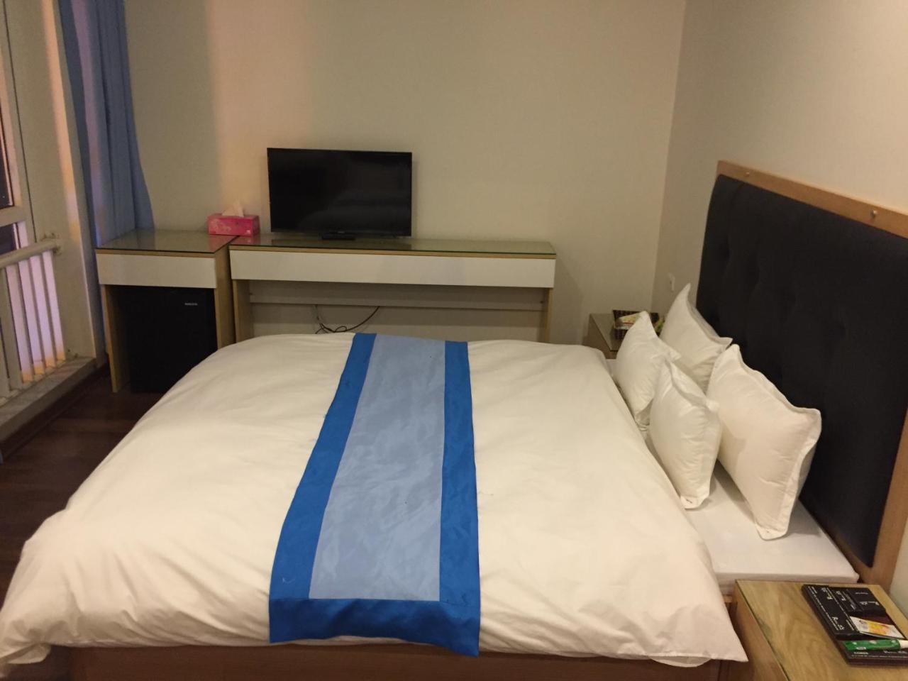 Hotel Royal Van Lung Екстер'єр фото